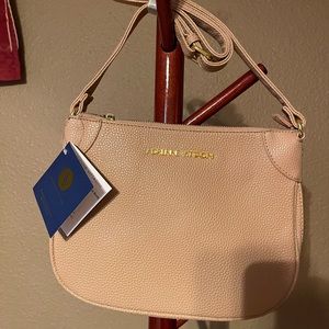 New ADRIENNE VITTADINI  CrossBody Purse, Color Blush